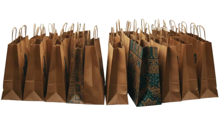 Eco-friendly custom paper bags in Pakistan designed for retail, bakery, grocery and wholesale packaging with durable and recyclable materials